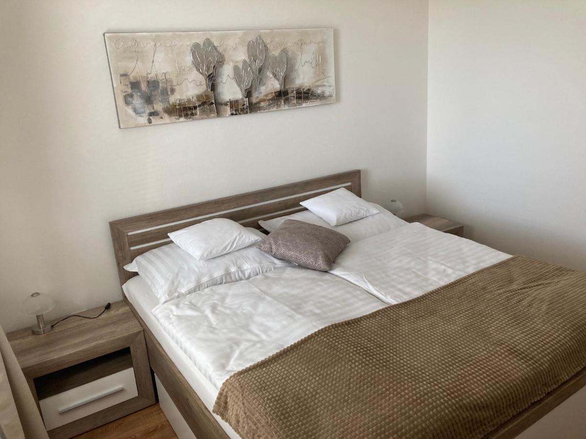 Apartmany Rubin Nesvady Exterior photo